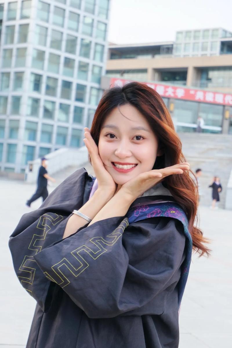大学生